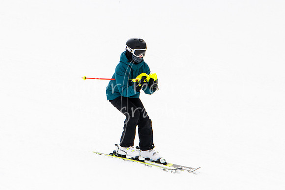 02122022SkiTeamAction-0031