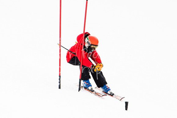 02122022SkiTeamAction-0104