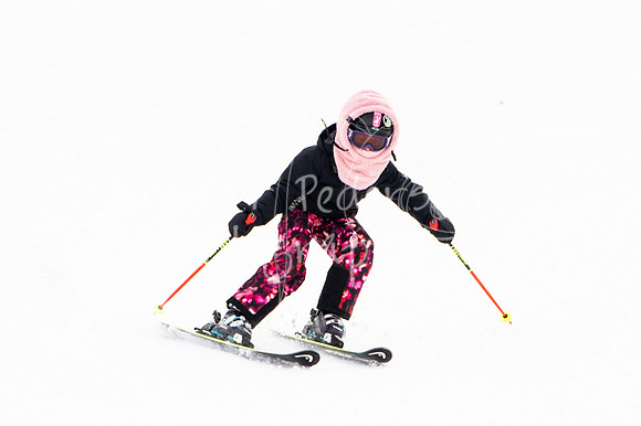02122022SkiTeamAction-0204