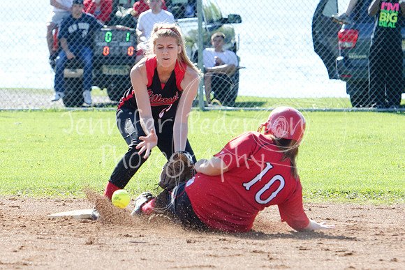 1SOFTBALL05042012-1012