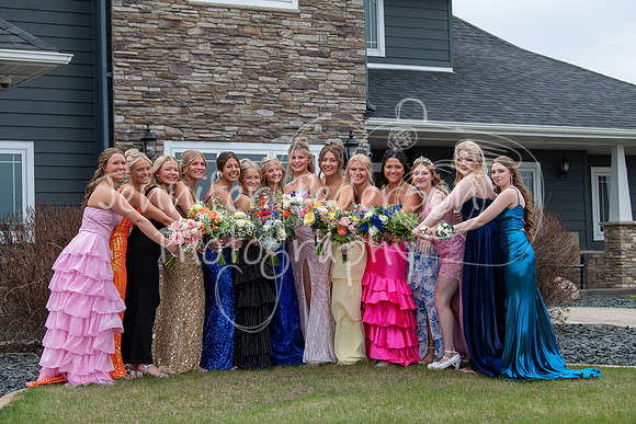 20260502WHNProm-5839