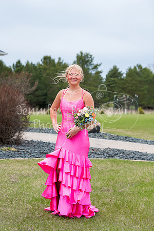 20260502WHNProm-5892