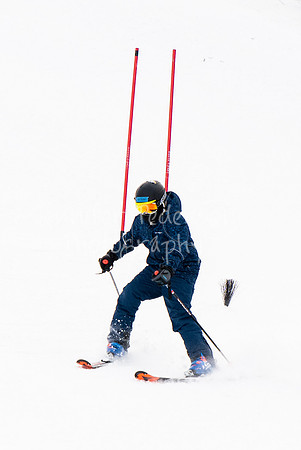 02122022SkiTeamAction-0191