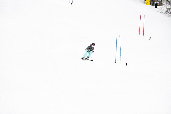 02122022SkiTeamAction-0159