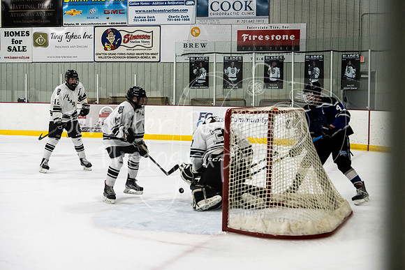 20230105MBAvsBWBlades-3559