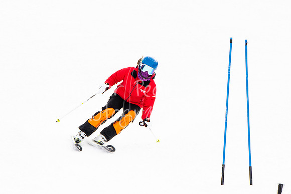 02122022SkiTeamAction-0128