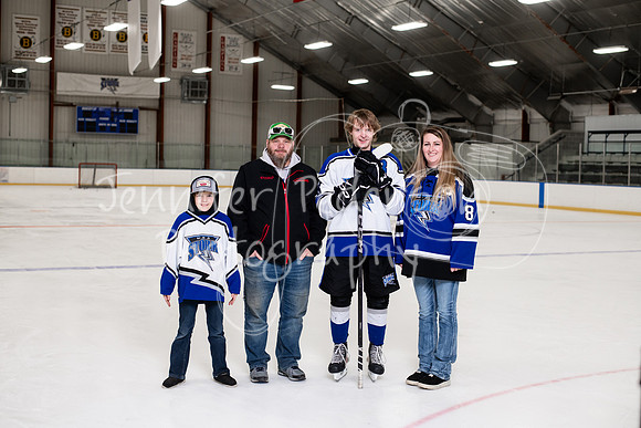 2425MBAVarsityBoysParentsNight-0750