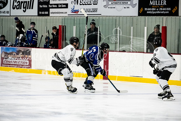 20230105MBAvsBWBlades-3172