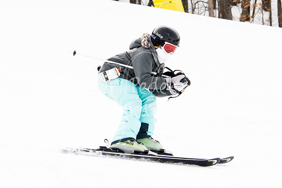 02122022SkiTeamAction-0170