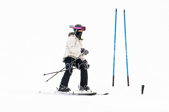 02122022SkiTeamAction-0072