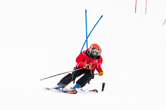 02122022SkiTeamAction-0309