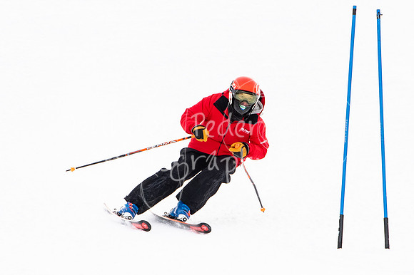02122022SkiTeamAction-0308