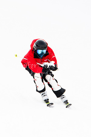 02122022SkiTeamAction-0263