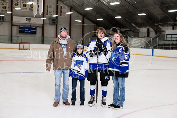 2425MBAVarsityBoysParentsNight-0758
