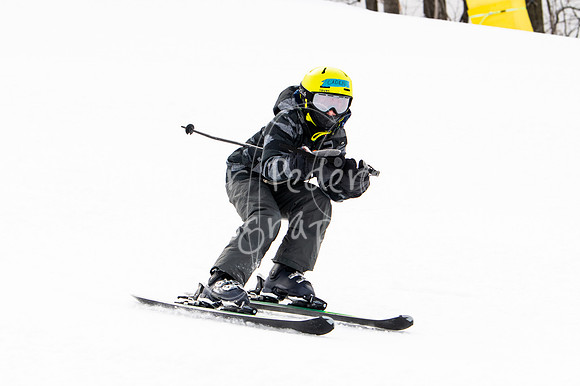 02122022SkiTeamAction-0278