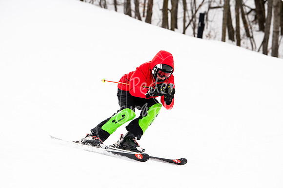 02122022SkiTeamAction-0154