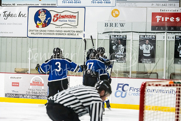 20230105MBAvsBWBlades-3245