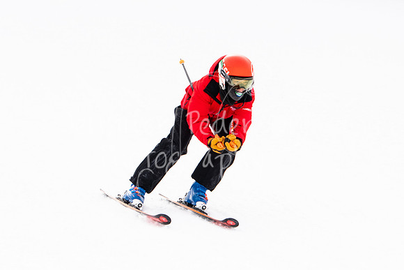 02122022SkiTeamAction-0311
