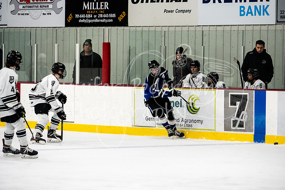 20230105MBAvsBWBlades-3450