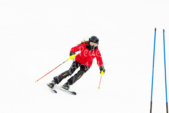02122022SkiTeamAction-0316