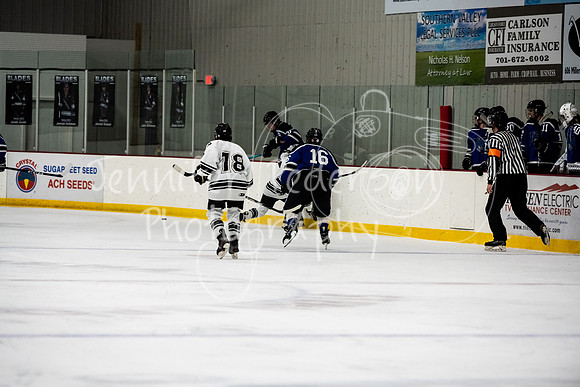 20230105MBAvsBWBlades-3406