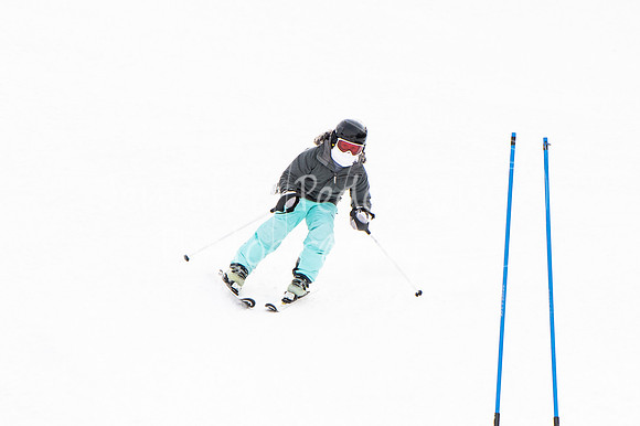 02122022SkiTeamAction-0157
