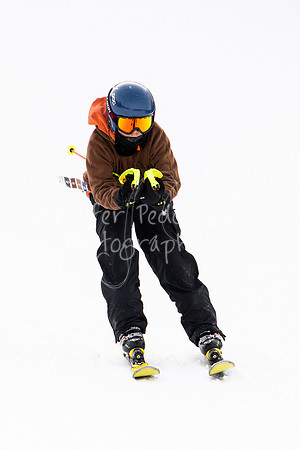 02122022SkiTeamAction-0302