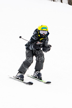 02122022SkiTeamAction-0277