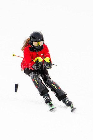 02122022SkiTeamAction-0061