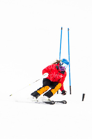 02122022SkiTeamAction-0131